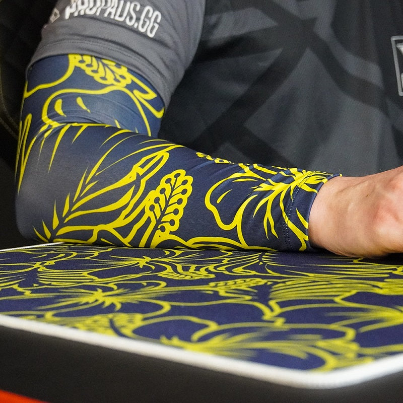 HIBISCUS PRO Gaming Arm Sleeve