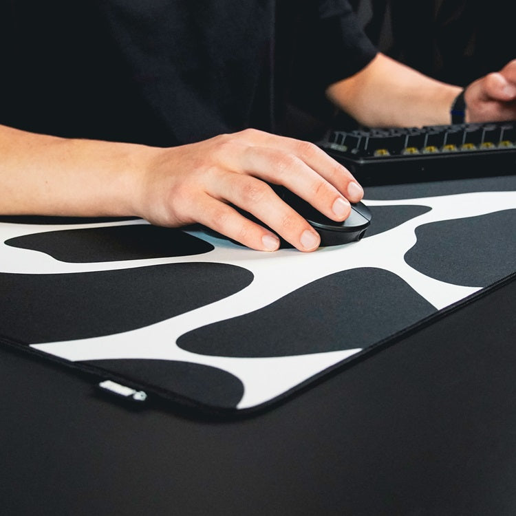 Jonzy Mousepad